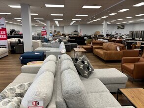 4000-4300 Boul Des Récollets, Trois-Rivières, QC for lease Interior Photo- Image 2 of 8