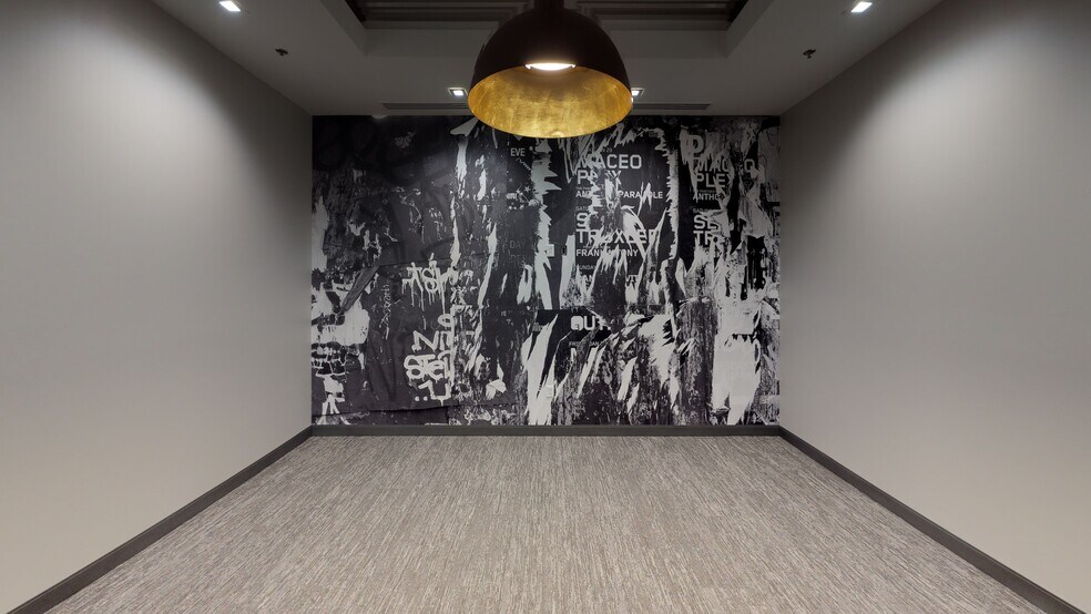 7300 N Via Paseo Del Sur, Scottsdale, AZ for lease - Interior Photo - Image 3 of 10