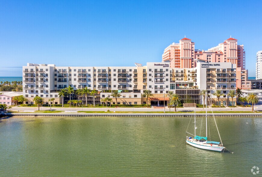 309 Coronado Dr, Clearwater Beach, FL à louer - Photo du bâtiment - Image 2 de 8