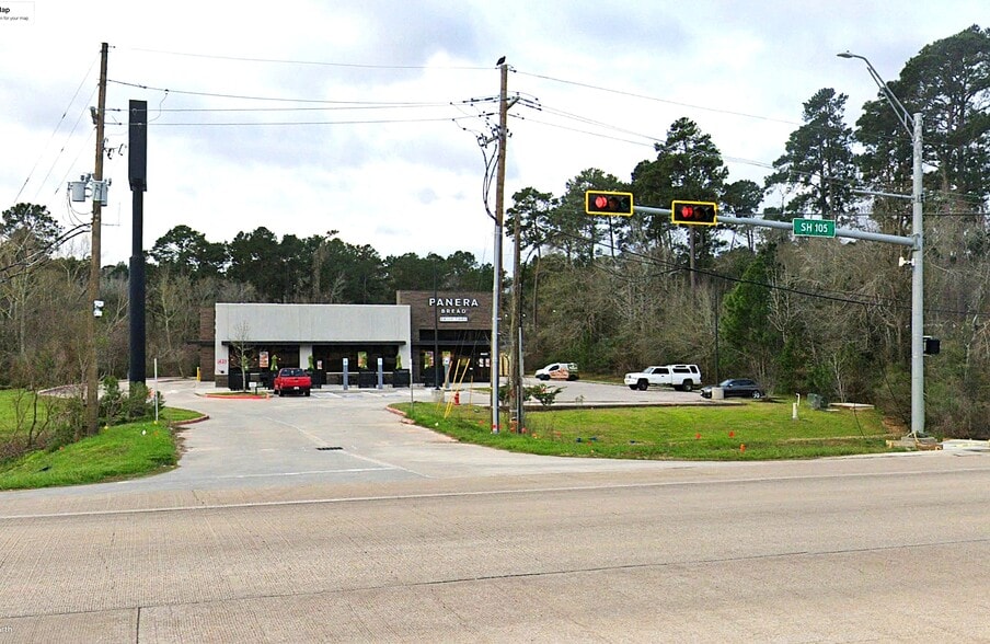 15607 Highway 105 W, Montgomery, TX à louer - Photo du bâtiment - Image 3 de 6