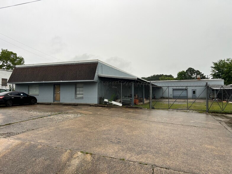 29 20th Ct NW, Birmingham, AL à vendre - Photo du bâtiment - Image 1 de 8