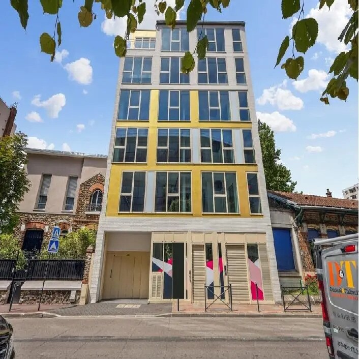 77 Rue Jean Bleuzen, Vanves for sale Building Photo- Image 1 of 16