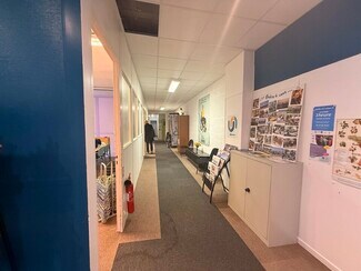 Plus de détails pour Bureau à vendre