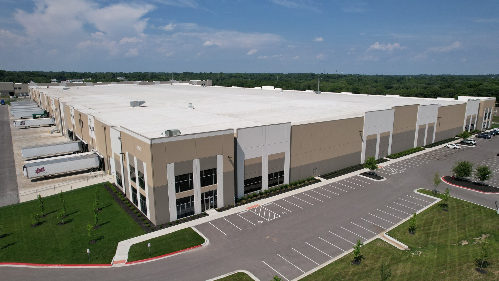 725 N 74th Ter, Kansas City, KS for lease Primary Photo- Image 1 of 2