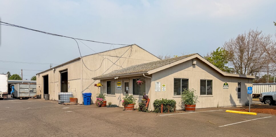 4195 Salem Industrial Dr NE, Salem, OR for sale - Building Photo - Image 1 of 8