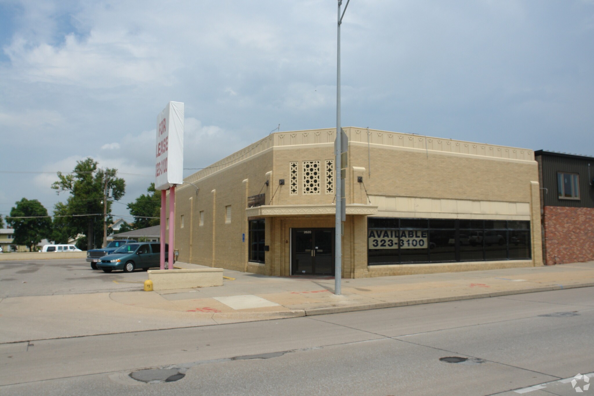 2620 O St, Lincoln, NE à vendre Photo principale- Image 1 de 1