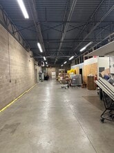 835 E North St, Kendallville, IN à louer Photo du bâtiment- Image 2 de 4