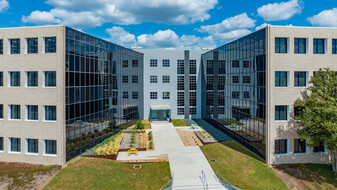 Gateway at Walnut Creek - Loft