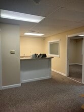 566 Files Rd, Hot Springs National Park, AR for lease Interior Photo- Image 2 of 2