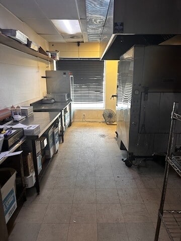 220 N Walnut Creek Dr, Mansfield, TX for lease Building Photo- Image 1 of 6