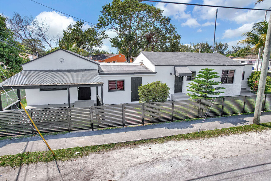 1102 NW 103rd St, Miami, FL à vendre - Photo du bâtiment - Image 3 de 41