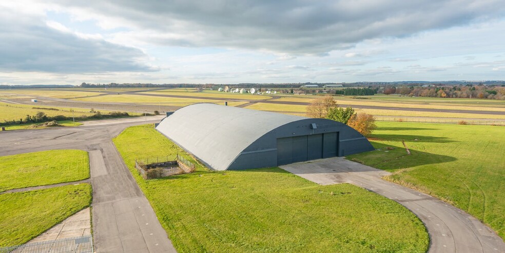 Colerne Industrial Park, Chippenham à louer - Photo du bâtiment - Image 3 de 8