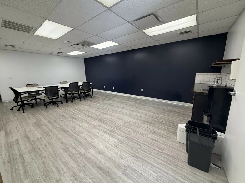 710 W Wilshire Blvd, Oklahoma City, OK à louer - Photo intérieure - Image 2 de 8