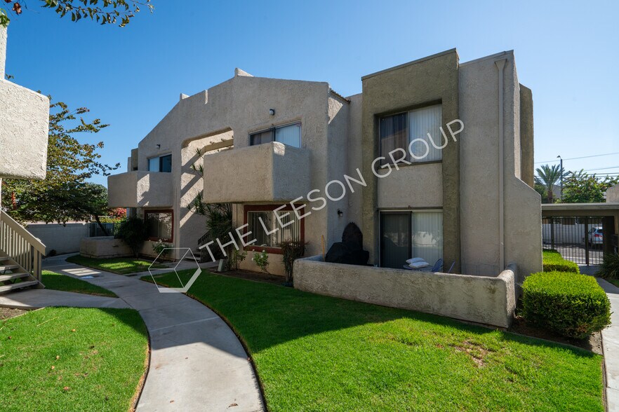 401 S Beach Blvd, Anaheim, CA à vendre - Photo du bâtiment - Image 3 de 18