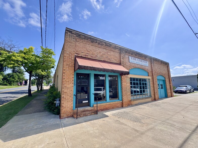 120 Depot St, Hartwell, GA à louer - Photo du bâtiment - Image 2 de 8