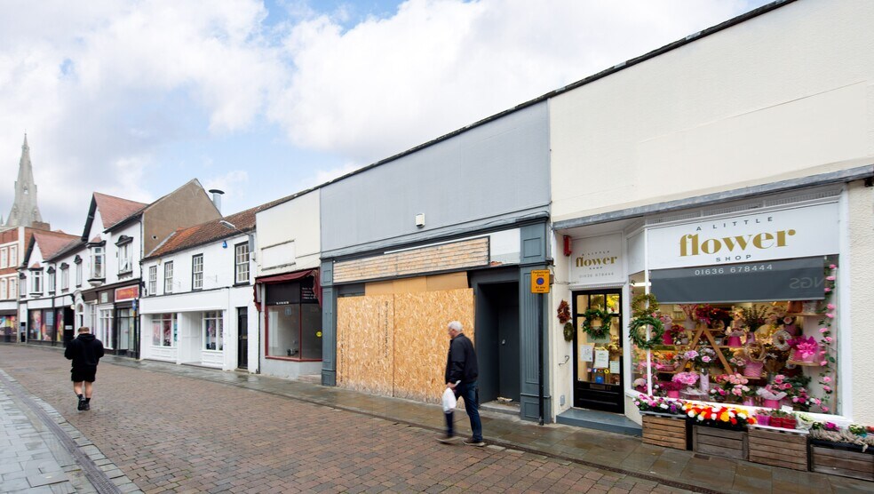 Unit 1, 2, 3 Barnby & 15 Balderton Gate portfolio of 2 properties for sale on LoopNet.ca - Primary Photo - Image 3 of 3