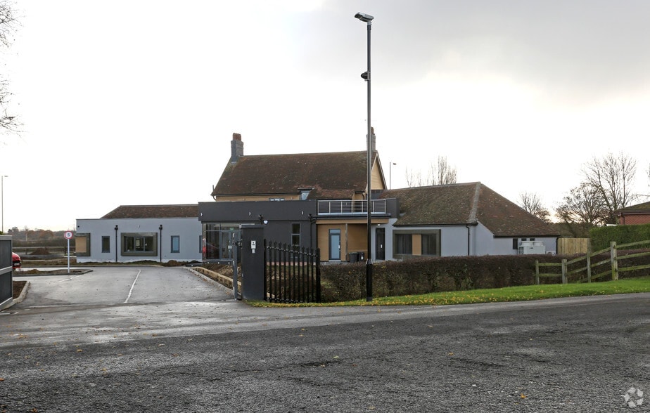 Newark Road, Aubourn à louer - Photo du bâtiment - Image 3 de 3