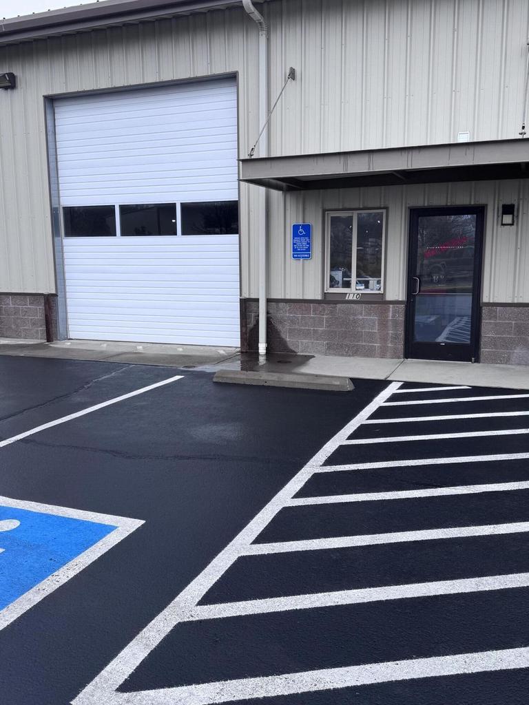 840 SE Woodland Blvd, Bend, OR for lease Primary Photo- Image 1 of 5