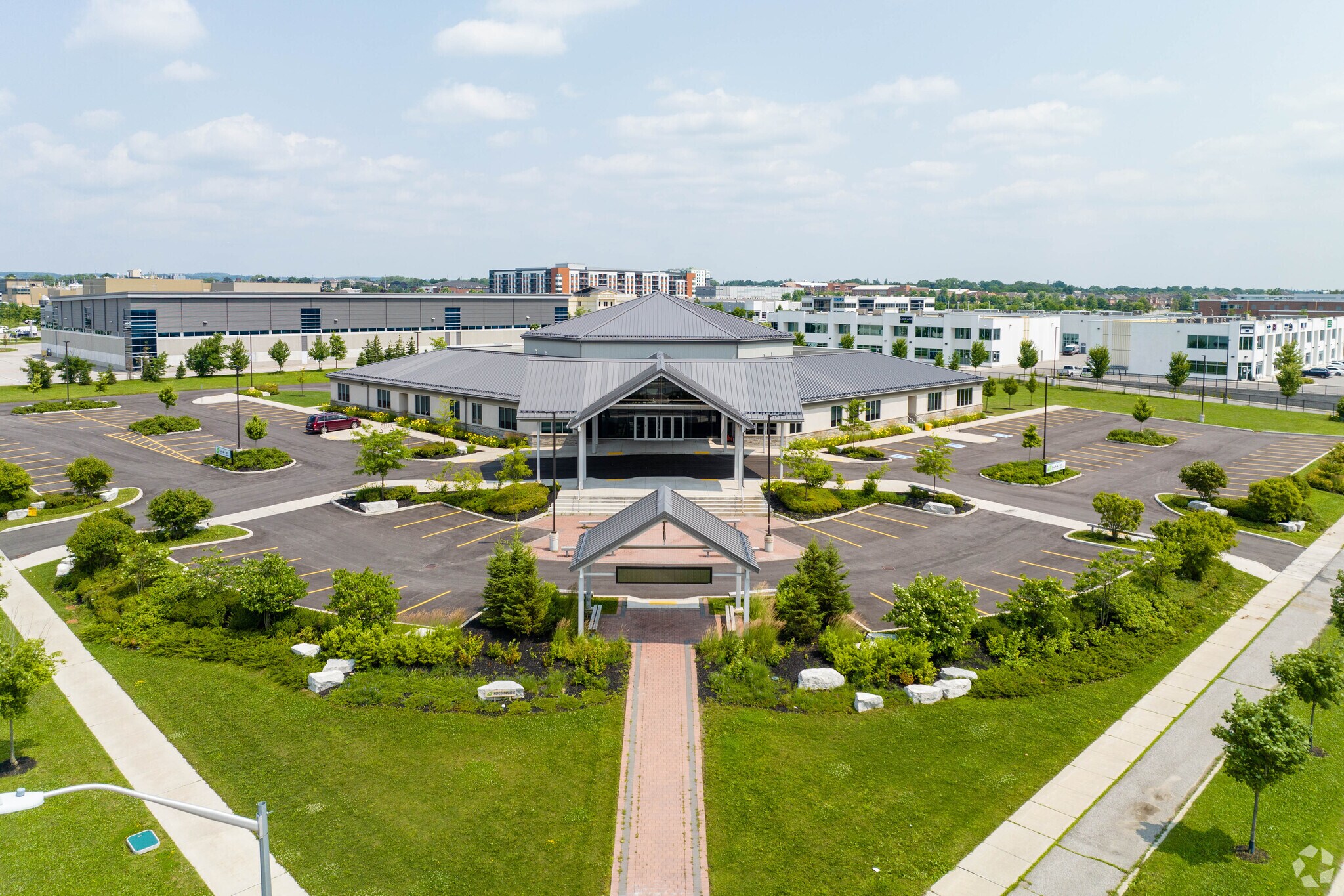 180 Mostar St, Whitchurch-Stouffville, ON for sale Primary Photo- Image 1 of 1