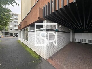 Plus de détails pour Commerce de détail à vendre