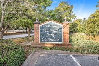 576 Colonial Park Dr, Roswell, GA for lease Building Photo- Image 2 of 5
