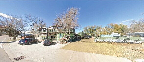 128 Mountain Ave, Berthoud, CO à vendre - Photo du bâtiment - Image 2 de 28
