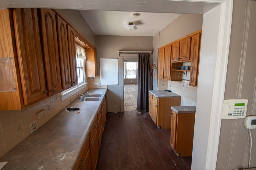 1712 1st Ave, Greeley, CO for lease - Building Photo - Image 2 of 98