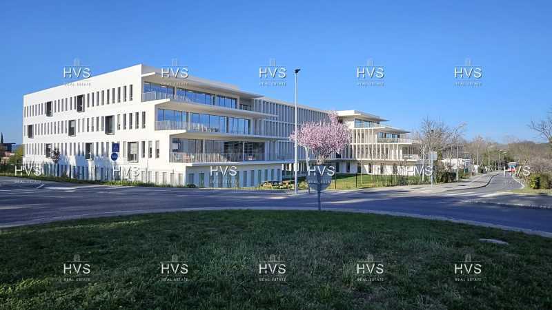 220 Rue Pierre Duhem, Aix-en-Provence for lease - Building Photo - Image 1 of 13