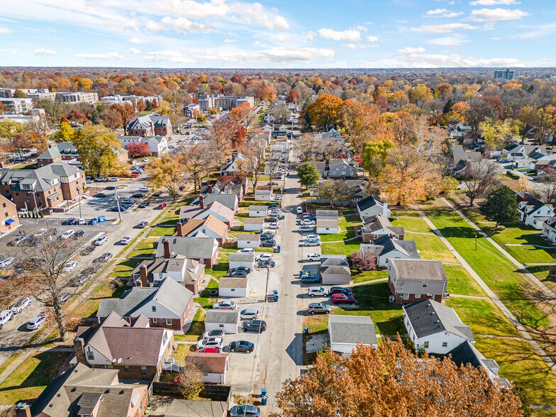 725 Berkley Rd, Indianapolis, IN for sale - Primary Photo - Image 1 of 1