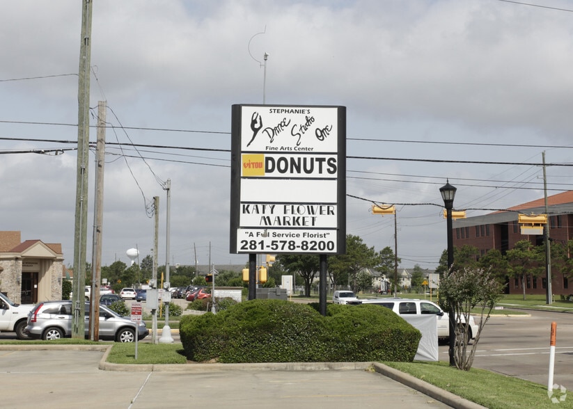 20829 Kingsland Blvd, Katy, TX for lease - Building Photo - Image 3 of 12