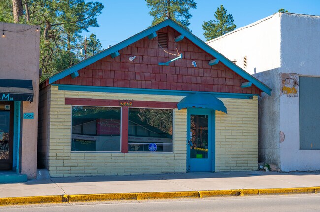 More details for 2525 Sudderth Dr, Ruidoso, NM - Retail for Sale