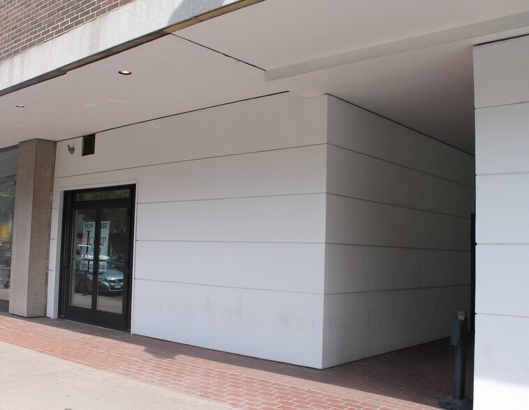 181 Crown St, New Haven, CT à louer - Photo du bâtiment - Image 2 de 2