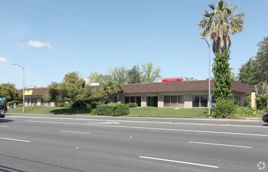 6617 Madison Ave, Carmichael, CA for lease - Primary Photo - Image 2 of 24