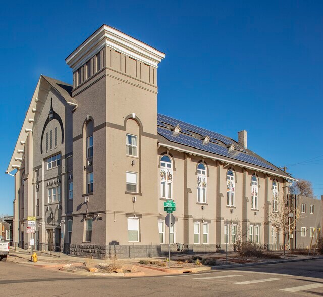 2400 Curtis St, Denver, CO à vendre - Photo du bâtiment - Image 2 de 28