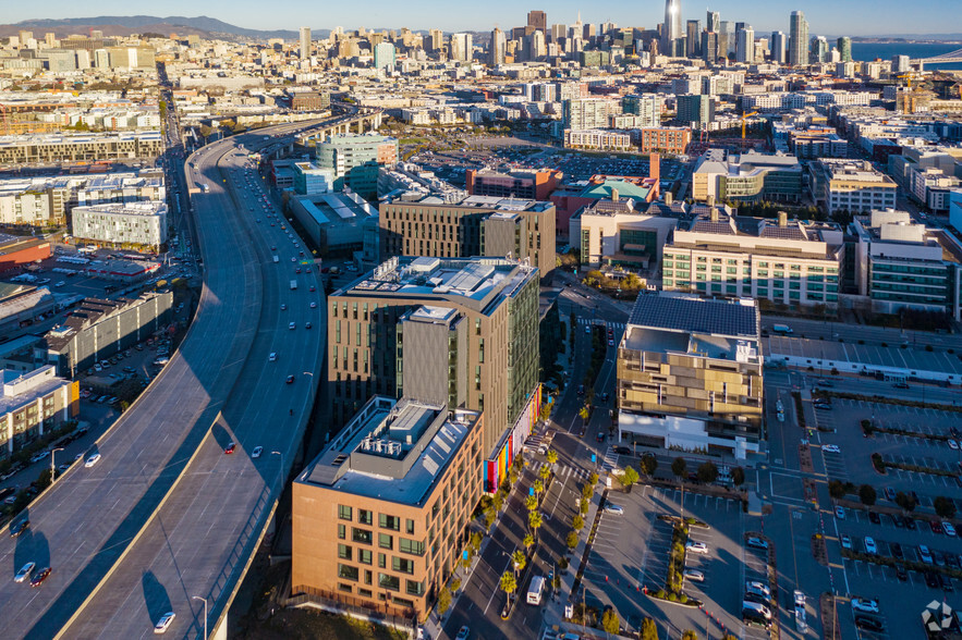 1800 Owens St, San Francisco, CA à louer - Aérien - Image 3 de 23