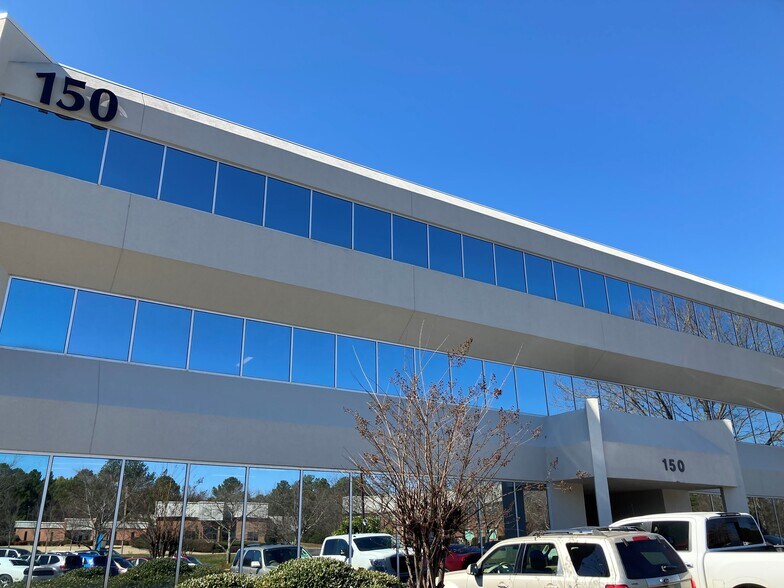 150 West Park Loop, Huntsville, AL à louer - Photo du bâtiment - Image 3 de 6