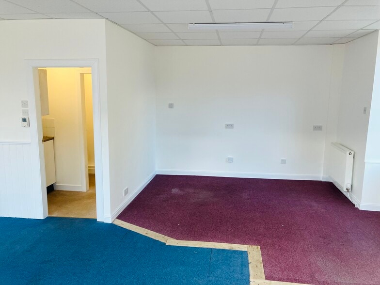 611-613 George St, Aberdeen for lease - Building Photo - Image 2 of 8