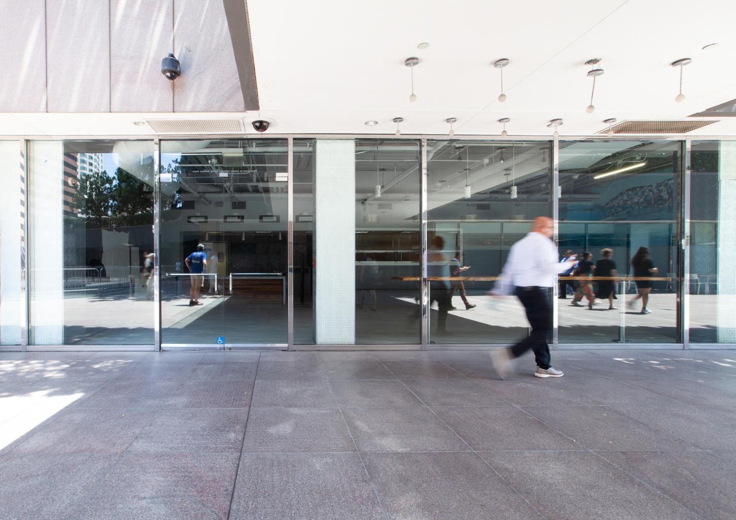 350 S Grand Ave, Los Angeles, CA for lease Building Photo- Image 1 of 16