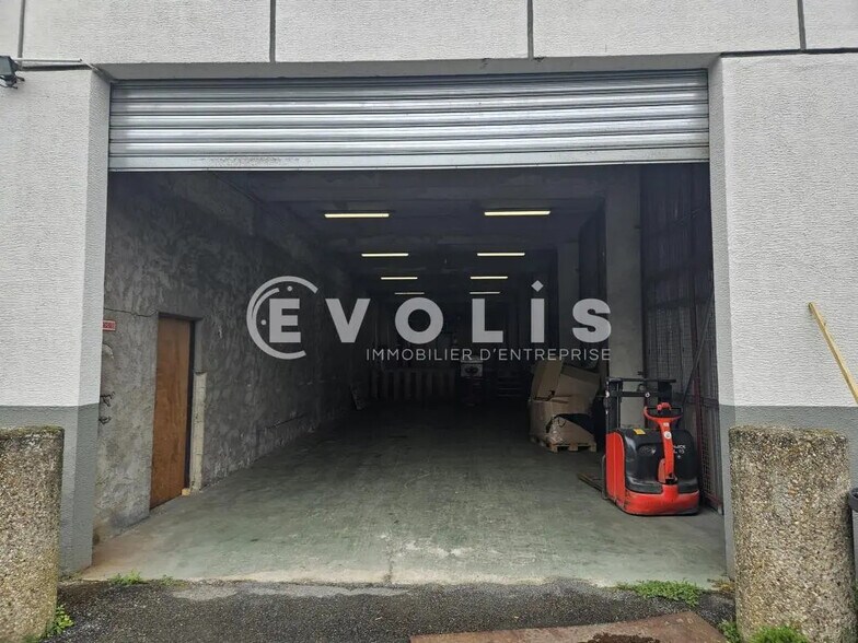 Bureau dans Wissous à louer - Photo du bâtiment - Image 2 de 22