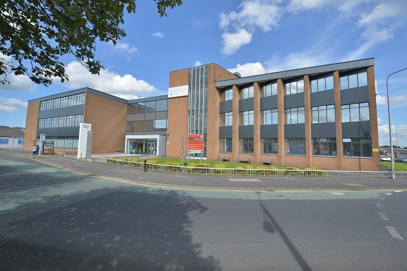Thynne St, Bolton à louer - Photo du bâtiment - Image 2 de 12