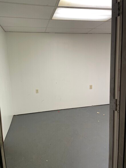 3078 Point Marion Rd, Morgantown, WV à louer - Photo intérieure - Image 3 de 5