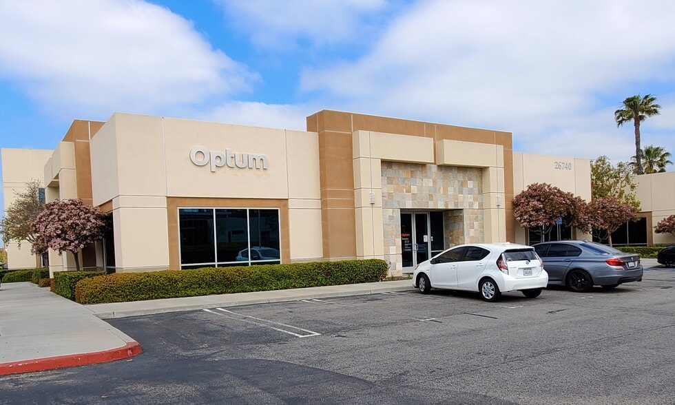 26740 Towne Centre Dr, Foothill Ranch, CA for sale - Primary Photo - Image 1 of 14