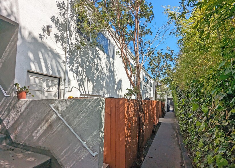 1813 9th St, Santa Monica, CA for sale - Building Photo - Image 3 of 15