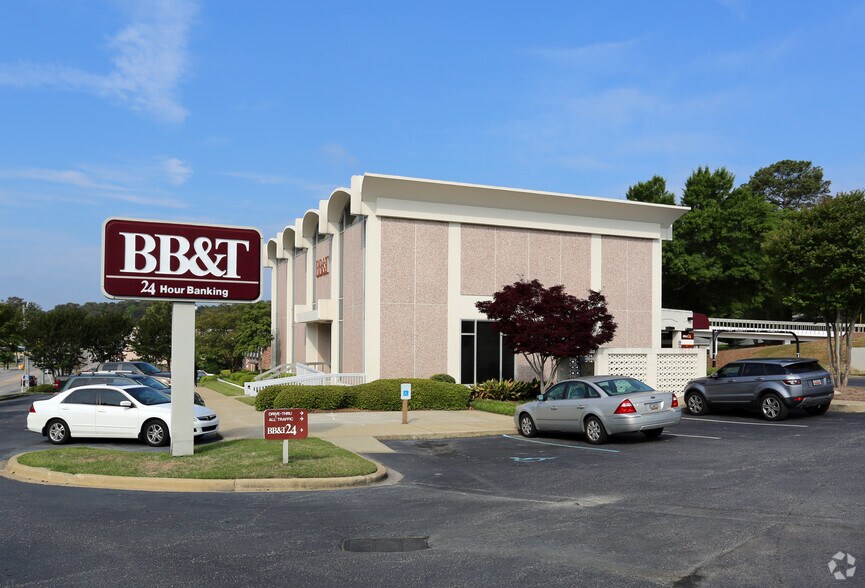 3401 Forest Dr, Columbia, SC à louer - Photo du bâtiment - Image 3 de 6