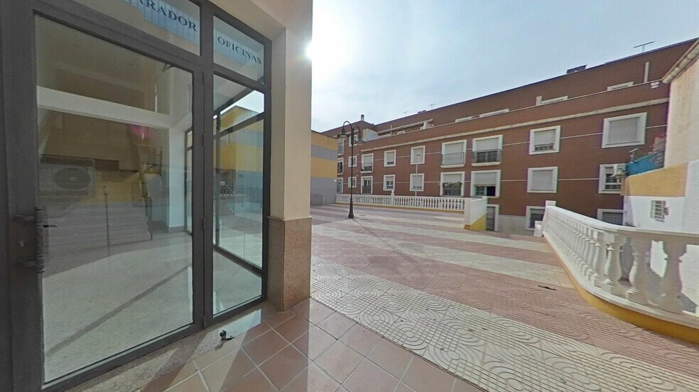 Office in Roquetas de Mar, Almería for sale - Building Photo - Image 2 of 31
