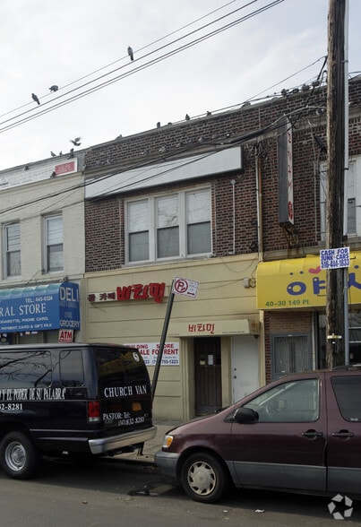 4032 149th Pl, Flushing, NY for lease - Building Photo - Image 2 of 4