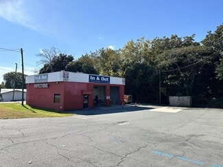 More details for 3717 Freedom Dr, Charlotte, NC - Retail for Sale