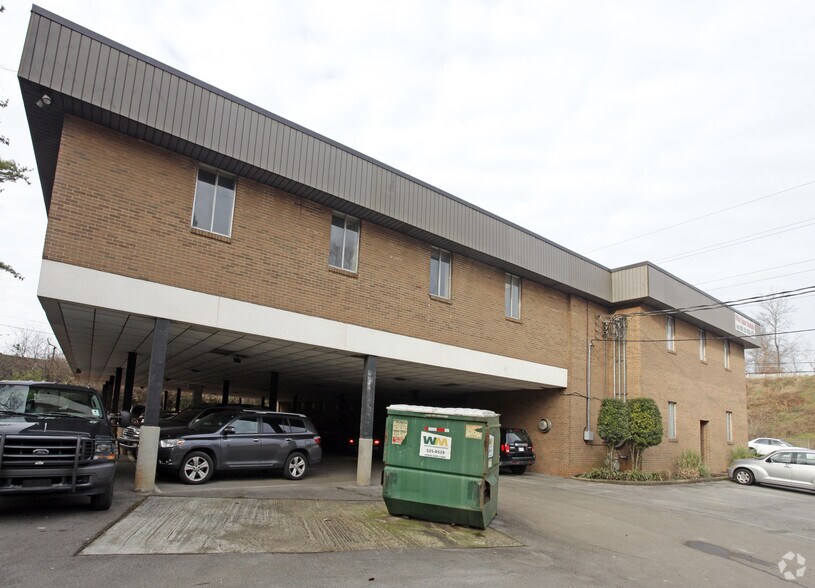 6500 Papermill Dr, Knoxville, TN for lease - Building Photo - Image 2 of 15