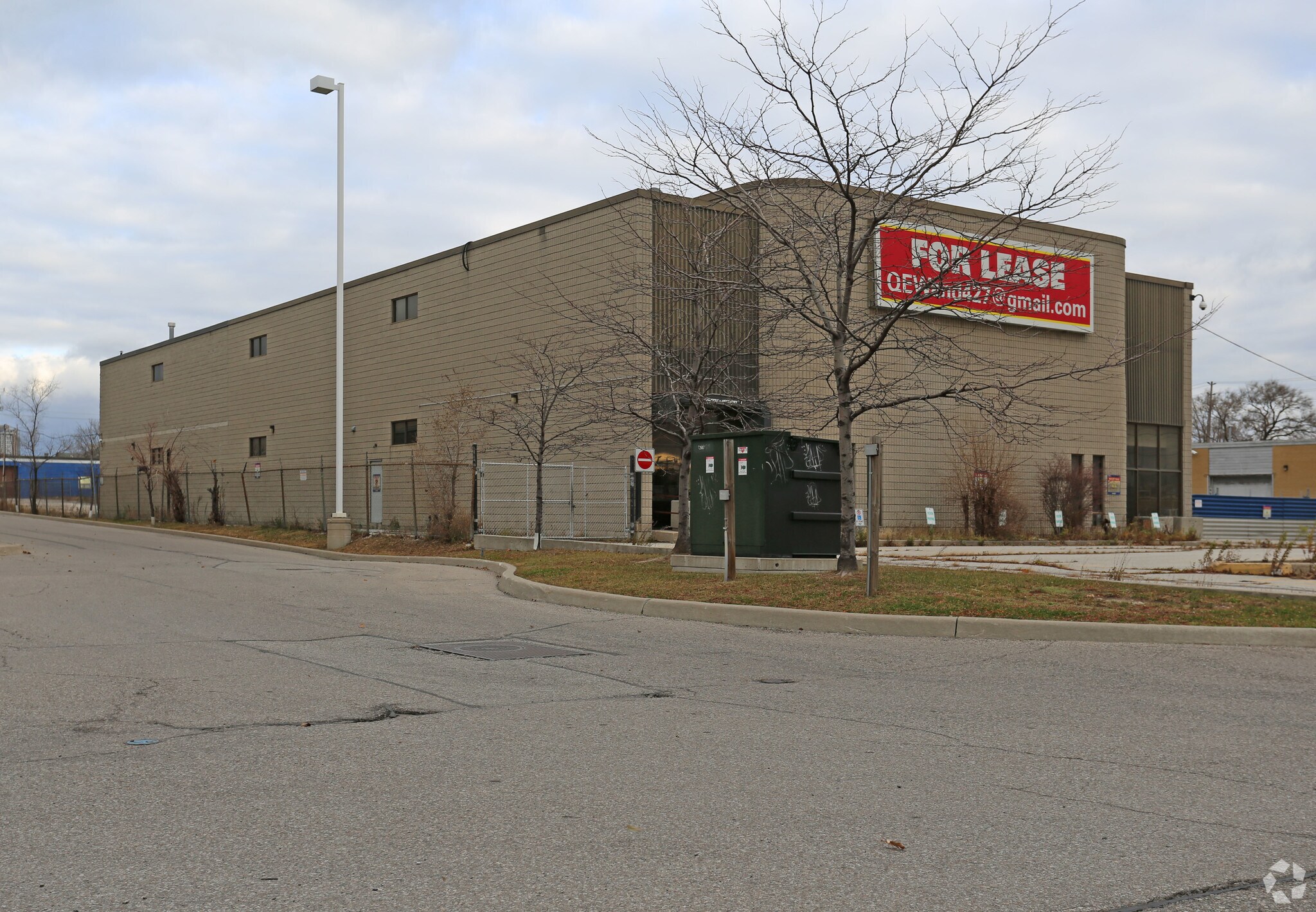 76 Fordhouse Blvd, Toronto, ON à vendre Photo principale- Image 1 de 1