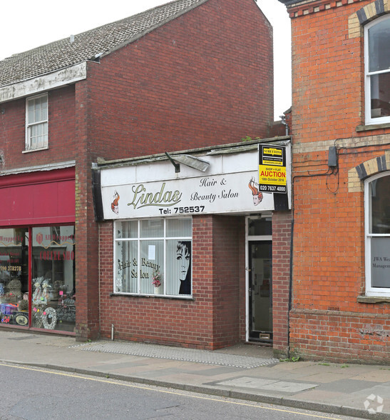 4 Market St, Spilsby for lease - Building Photo - Image 3 of 5